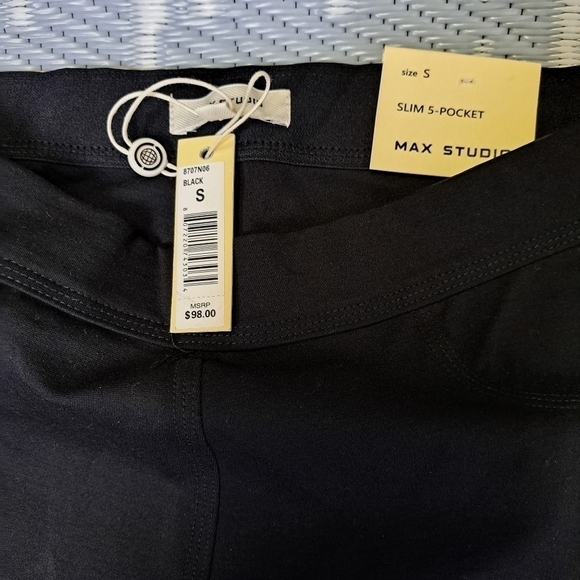 Max Studio Slim 5 pockets Ankle length pants - Picture 2 of 10